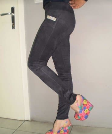 pocepane pantalone: S (EU 36) — 2