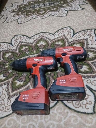 slavina i protočni bojler 2 u 1: Dve Hilti bušilice/šrafilice, model SF 181-A. Obe su akumulatorske sa — 3