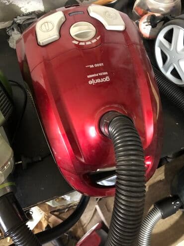 električni masažer šiacu za vrat i celo telo: Usisivač LG Turbo Z snage 1500W. Kompaktan, crveno-crni dizajn sa — 3
