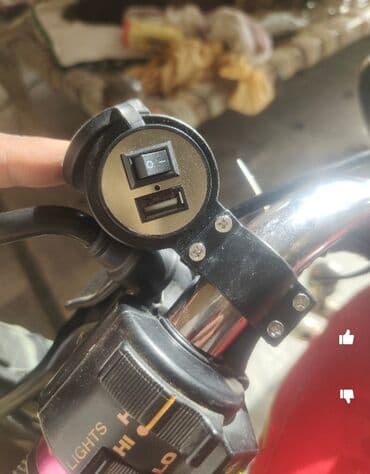 grejalica za kola 12v: Vodootporni ugradni usb punjač za motor Vodootporni usb ugradni punjač — 1