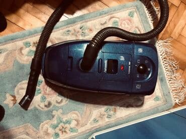 cetka za kosu 3 u 1: Usisivač Panasonic MC-E7001 snage 1400W. Ovaj model je pogodan za — 4