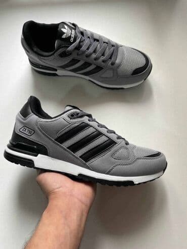 balenciaga patike triple s: Patike, Adidas, veličina - 44 — 1
