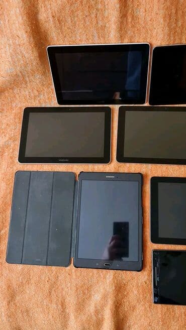 tablet cene: Rasprodaja tableta 1500 dinara komad, kao novi su, idu kao neispitani — 13