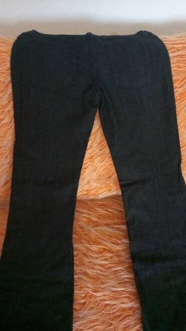 jeftini ženski satovi: Farmerice ONLY zenske nove velicine W30 ili L34 boja crna. Moguca — 2