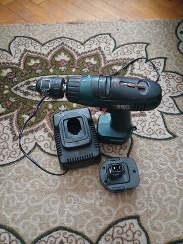 slavina i protočni bojler 2 u 1: Akumulatorska bušilica Black & Decker, pogodna za različite — 1