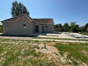 stanovi na prodaju ub: Kompletno renovirana kuća 80m2 Sivac, ul. Savska 9 Cena 38.000e — 4