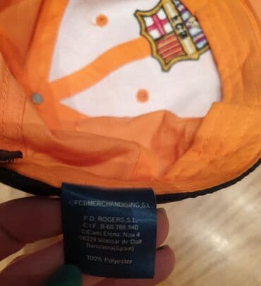 muške rukavice h m: FCB Barcelona original kacket. Fudbalski klub Barselona. Blago — 5