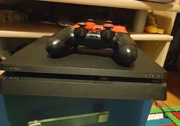 stajler za kosu 5 u 1: Sony playstation 4+ 2 dzojstika — 2