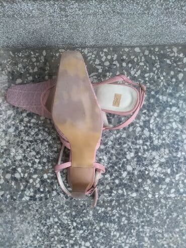 c a jakne 2017: Sandale, 38 — 3