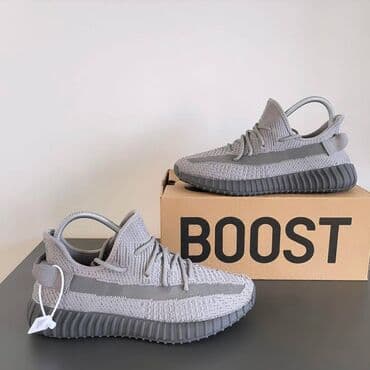 zara obuca velicine: Adidas Yeezy Boost 350 patike A klasa

Novo.
Brojevi 36 do 46 — 2