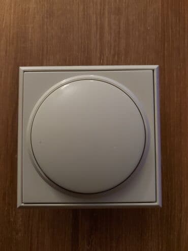 kabl 3x2.5 cena kupujem prodajem: Jednopolni elektro prekidač 10A/250V u odličnom stanju — 1