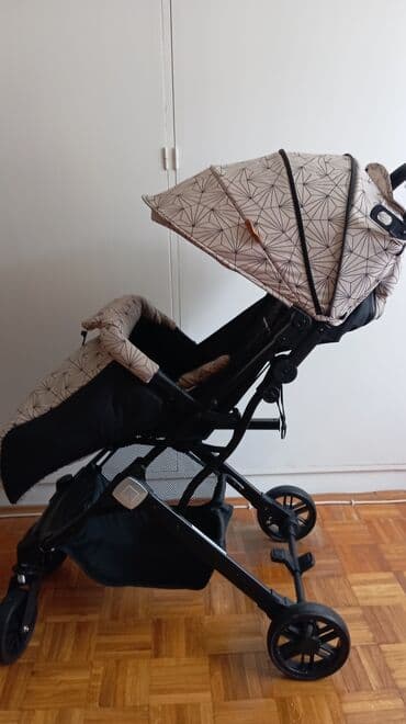 ženske espadrile sa platformom: Jungle kisobran kolica. Kao nova,par puta koriscena. Izuzetno — 9
