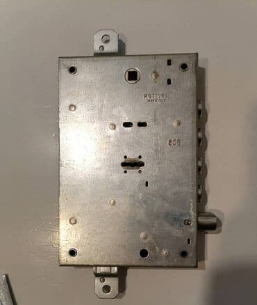 pretvarac sa 12 na 220: Vrata — 1