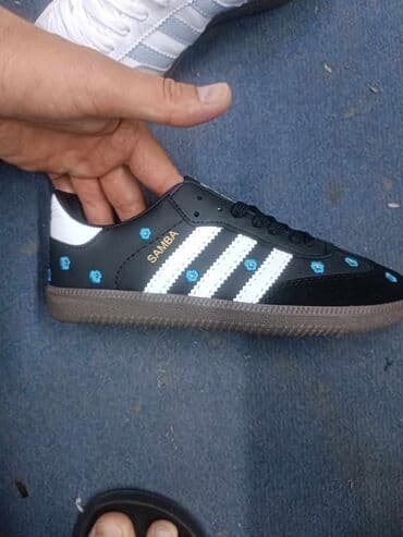 polovne balenciaga patike: Adidas — 3