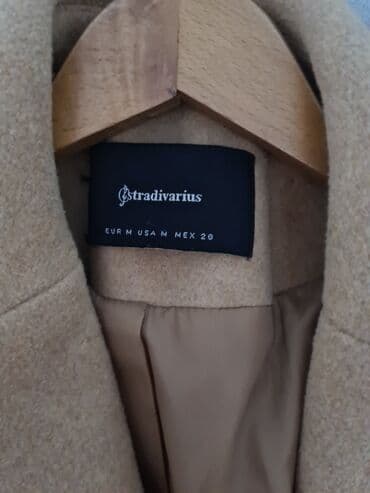 prsluci novi pazar: Stradivarius, M (EU 38), Jednobojni, Sa postavom — 4