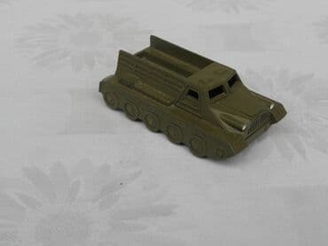 Igračke: SSSR vojni transporter 8,5 cm. kao nov