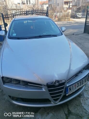 corsa c: Alfa Romeo 159: 1.9 l | 2005 г. Hečbek — 3