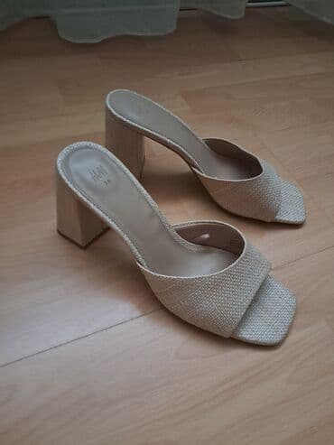 helanke sa krznom: Modne papuče, H&M, 39 — 1