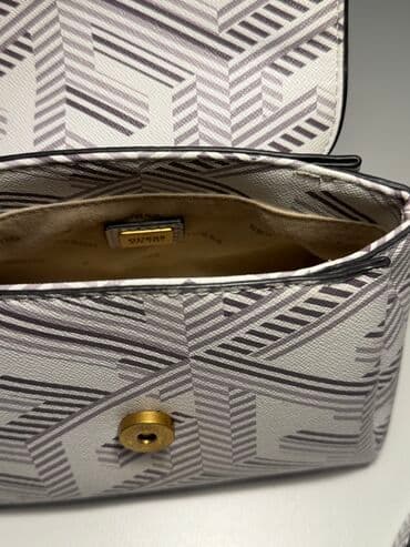 elegantne zenske bermude: Elegantna torbica, Guess, Materijal: Koža — 6