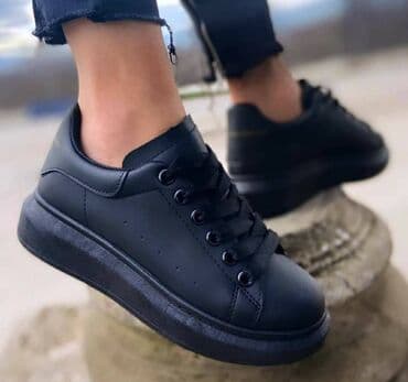 mcqueen patike: Alexander McQueen patike

Novo
Brojevi 36 do 41

fb Moja Kupovina 1 — 1