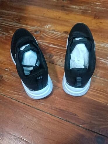 haljina zlatno bela ili crno plava: Patike, Adidas, veličina - 46 — 4