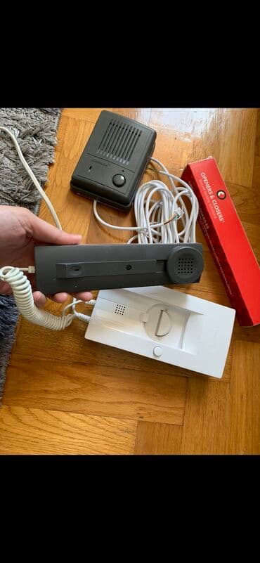 Commax interfon. Original. Koriscen kratko. Zamenjen jer smo kupili — 4