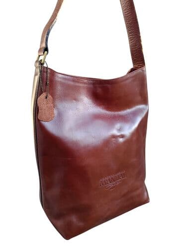 mona torbe katalog: Torba za rame, Mona, Materijal: Koža — 9