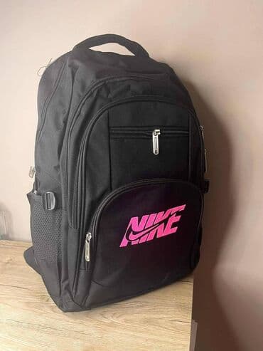 majice za ispod sakoa zenske: Nike — 23