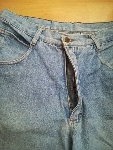 pantalone s: Farmerke UNION vel 32,plave, obim struka 74 cm, dužina 105 cm, obim — 8