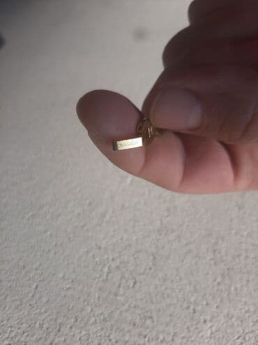 mustikla na engleskom: Omega, Ženski — 5