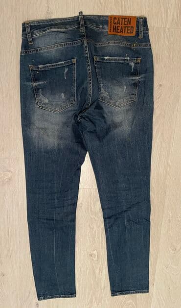 Lične stvari: Dsquared farmerke br l,xl.Duzina 110cm.Poluobim u struku 44cm najvise — 2