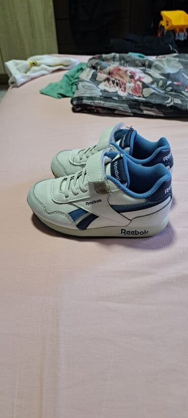 kickers obuca u beogradu: Reebok, Veličina - 25 — 2