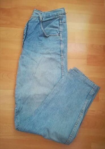 pantalone s: Farmerke UNION vel 32,plave, obim struka 74 cm, dužina 105 cm, obim — 1