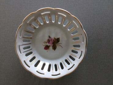 sektor satovi: Porcelanska satula iz 70tih
Porcelan Zajecar Jugoslavija — 3