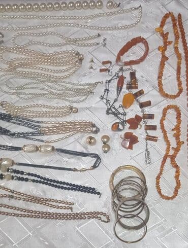nakit od hiruskog celika novi sad: Materijal: Ćilibar — 2