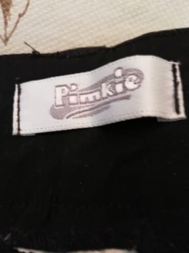 jednobojne pantalone: S (EU 36), Normalan struk, Zvoncare — 1