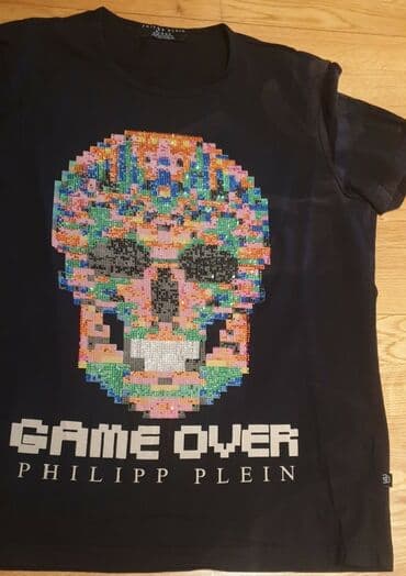 villager prsluk za trimer cena: Philipp Plein majice L i XL velicina.
Cena za komad — 6