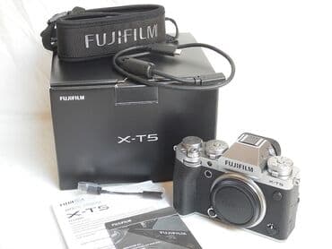 Fotoaparati: Fujifilm XT5