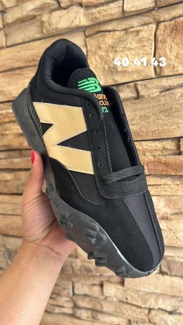 polovne balenciaga patike: 06. patike 
4000 din — 7