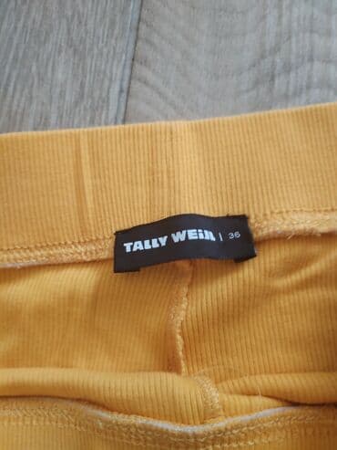 crveni komplet pantalone i sako: S (EU 36) — 2