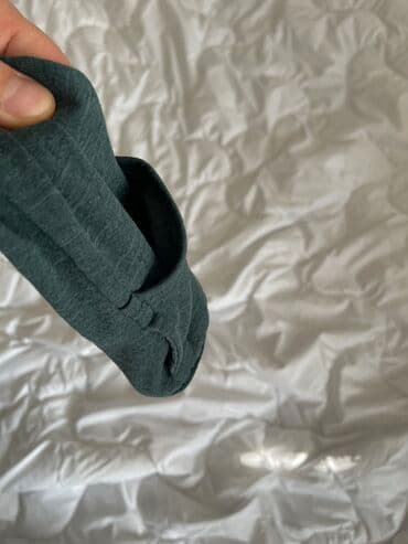 bermude iz nemacke: 2 u 1
Nike duks gornji deo
M veličina
8000din
Iz inostranstva — 5