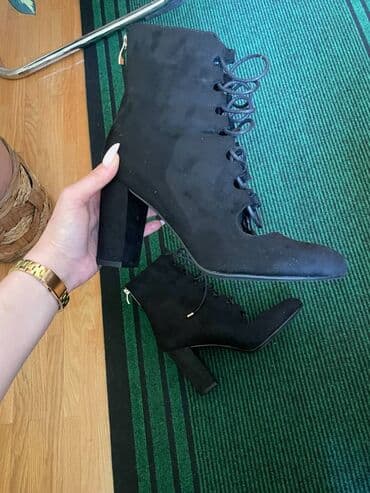 polovne balenciaga patike: Gležnjače, Catwalk, 40 — 3