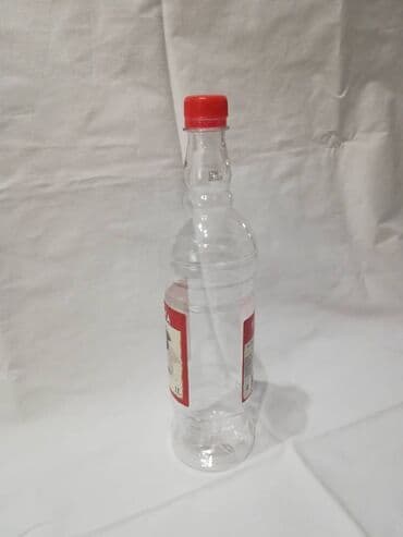 vino sa zlatnim listićima cena: Flaše plastične sa navojnim zatvaračem — 4