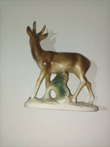 bela vunica: Figure, Used — 2