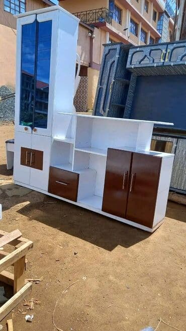 maske za klime: TV Stands — 2