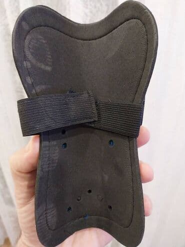 adidas zenske trenerke novi pazar: Štitnici, Za decu, Novo — 2