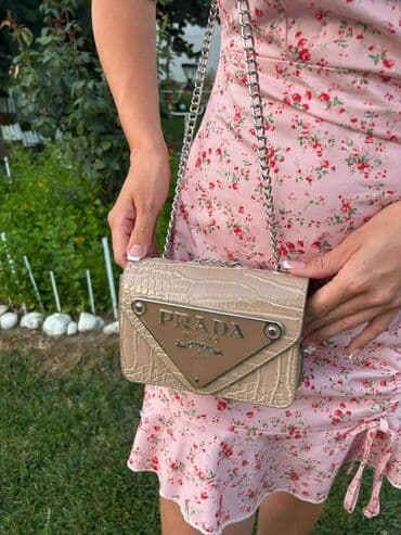 svilene ešarpe beograd: Elegantna torbica, Prada — 1