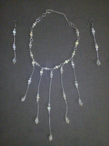 Nakit: Set: Minđuše, Ogrlica — 1