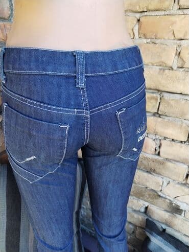 pantalone s: Farmerke vel S
Kao nove — 5