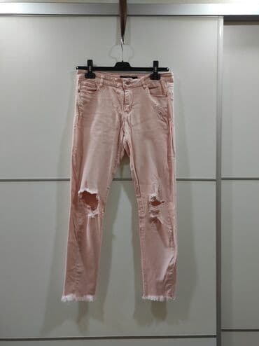 Farmerke: Svetlo roze pantalone Clockhouse super skinny. Veličina 40, poluobim — 1